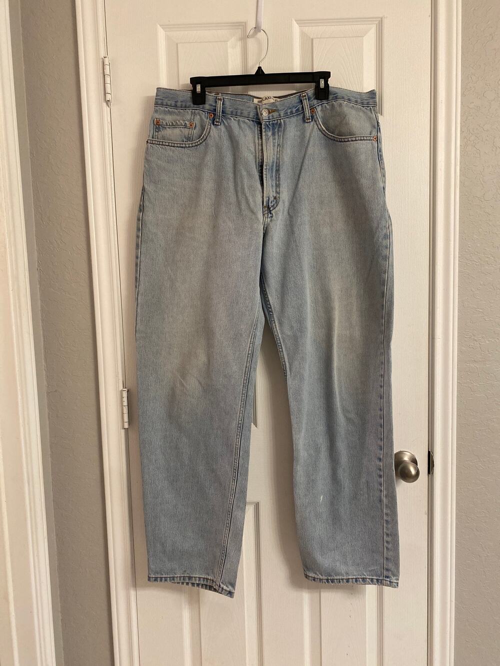 Levi's 550 Relaxed Fit Tapered Leg Jeans Mens 40x34 (Measures 36x31.5) Light Y2K